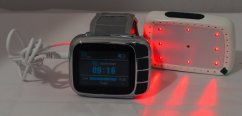 Kingray Laserové hodinky 650nm s dvoma nosovými aplikátormi a laserovou lampu 110mW/240mW 22+2 diód