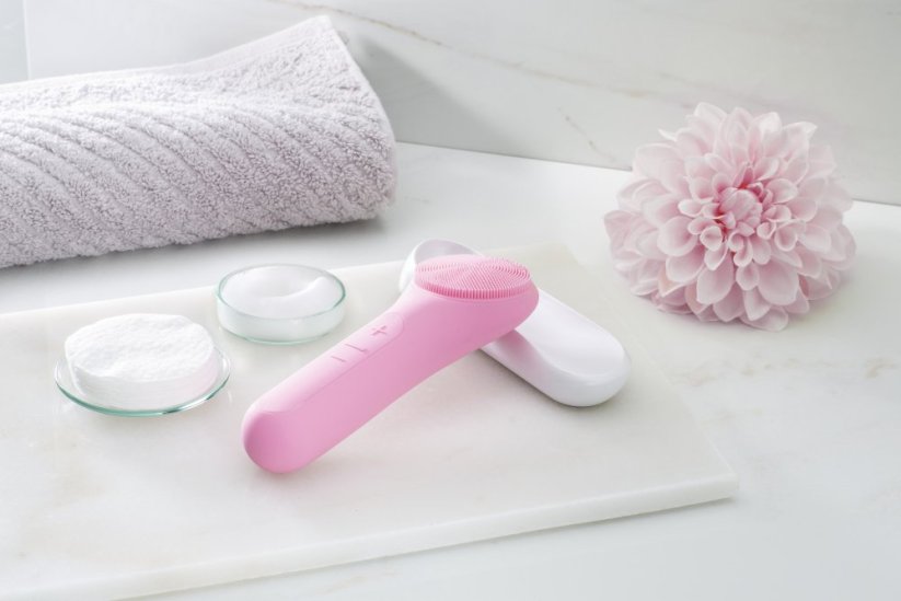 Liftmee Peel & Clean čistící kartáček